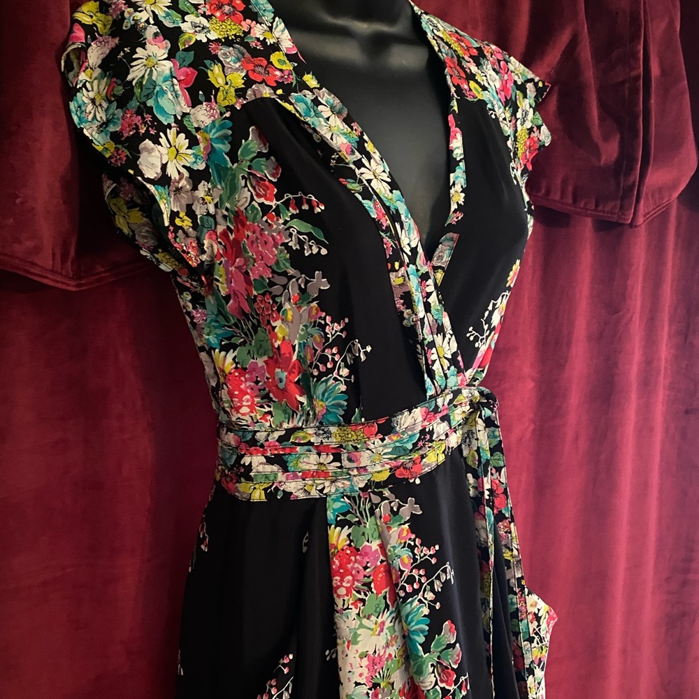 Unique dress colorful 2 pockets . Beautiful ! - Picture 4 of 11